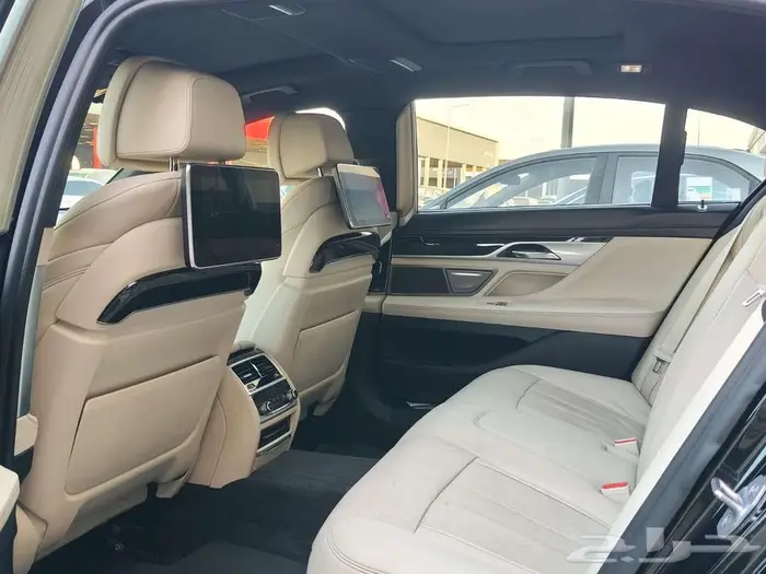 بي إم دبليو 730Li ام كت موديل 2020 9