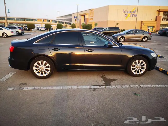 أودي A6 موديل 2015  صالون  لون رمادي غامق 5