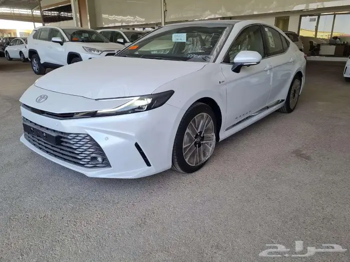 تويوتا كامري لومير 2025 - كاش و أقساط 13