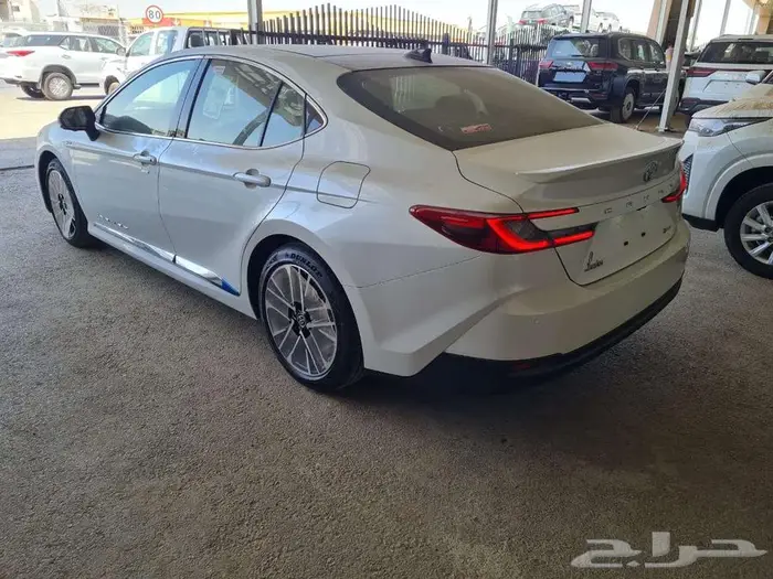 تويوتا كامري لومير 2025 - كاش و أقساط 16