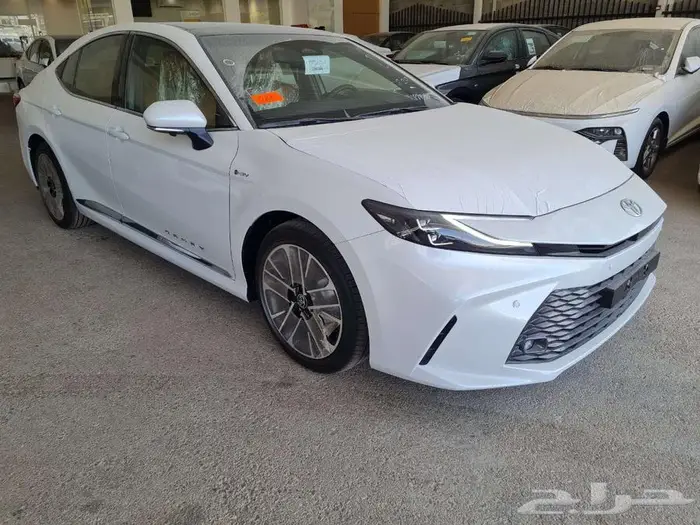 تويوتا كامري لومير 2025 - كاش و أقساط 14