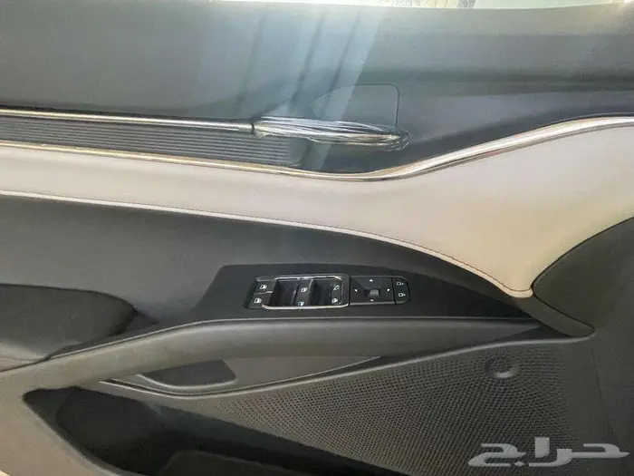 فورد تورس ترند 2025 بنوك وكاش 14