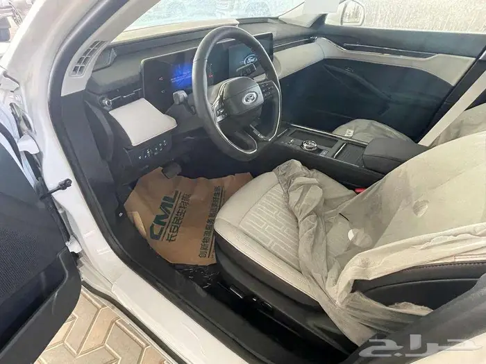 فورد تورس ترند 2025 بنوك وكاش 7