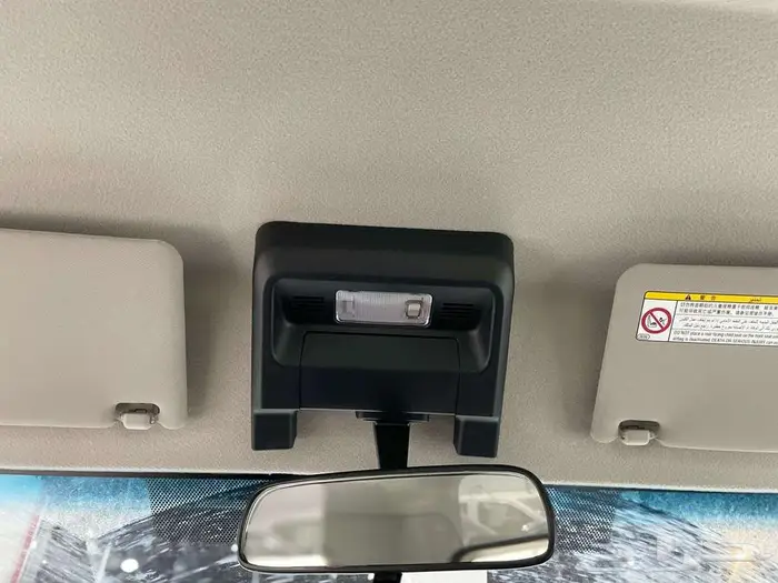 تويوتا شاص سلق بريمي قير اتوماتيك بنزين دفلك 2025 فل كامل 14