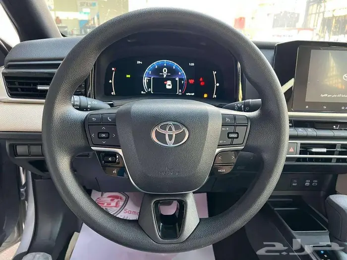 تويوتا كامري E بنزين 2025 كاش واقساط ودفعتين 7