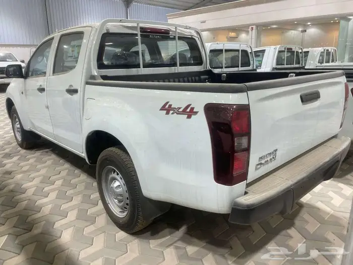 ايسوزو غمارتين دبل زجاج عادي 2025 عرض خاص جدا جدا 87400 4