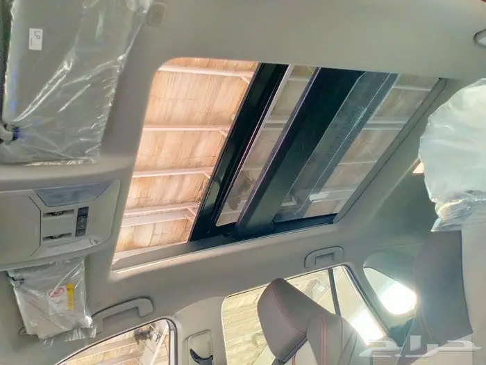 تويوتا راف فور 2.5 ادفنتشر 2025 14