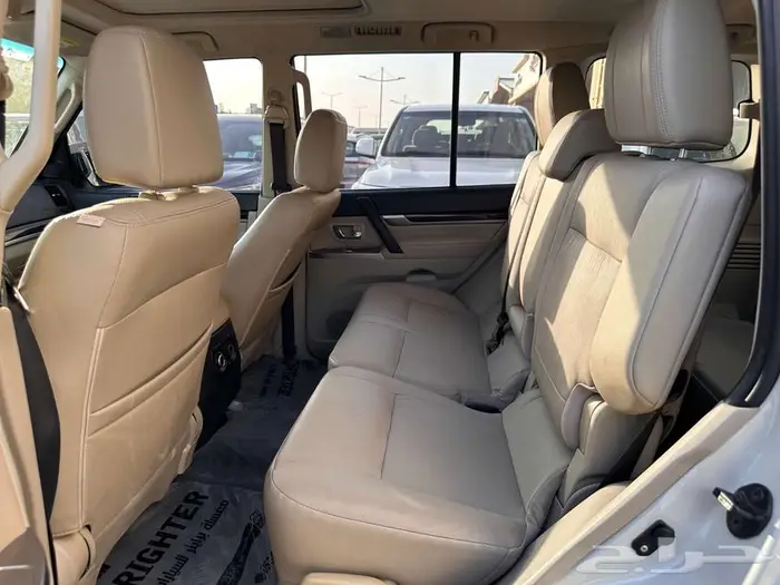 ميتسوبيشي باجيرو 2018 GLS 25