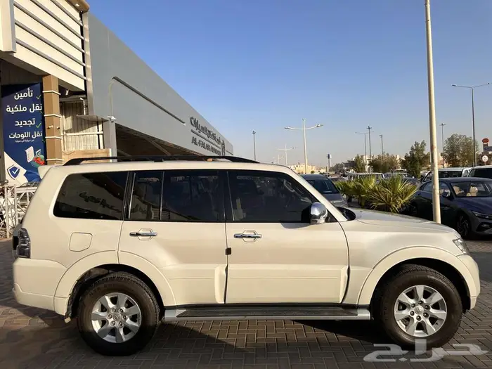 ميتسوبيشي باجيرو 2018 GLS 4