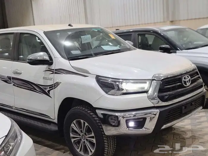 هايلوكس S-GLX بنزين-سعودى2025- اقساط جميع البنوك 4