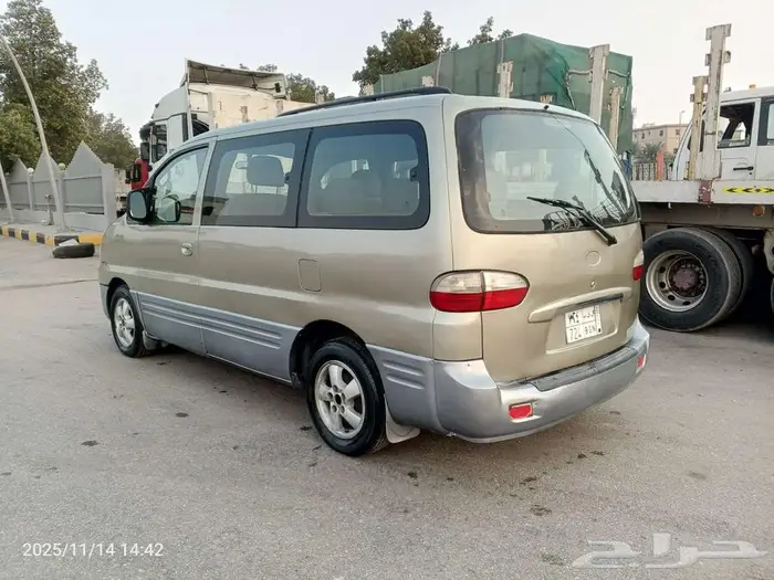 Hyundai h1 4
