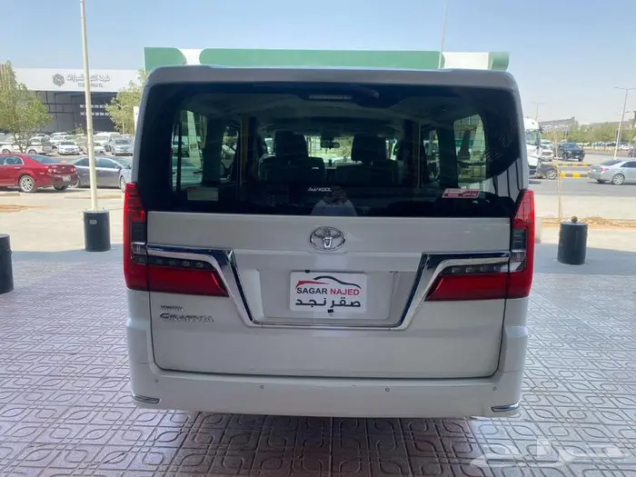 تويوتا جرانفيا بنزبن 2020 مستخدم 7