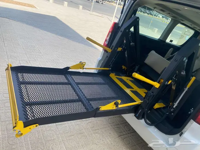 تويوتا جرانفيا بنزبن 2020 مستخدم 15