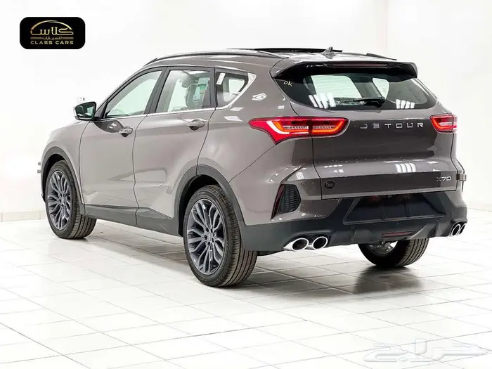 جيتور X70 لاكجري 7ركاب موديل 2025 1