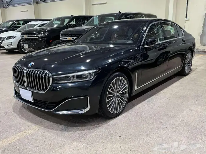 بي ام دبليو 2022 _730 فل كامل سعودي 4