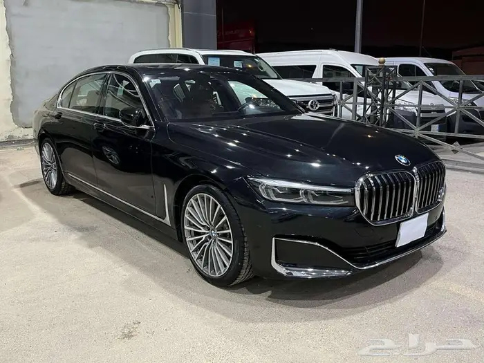 بي ام دبليو 2022 _730 فل كامل سعودي 14