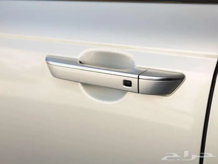 كيا كارنيفال نص فل 2025 19