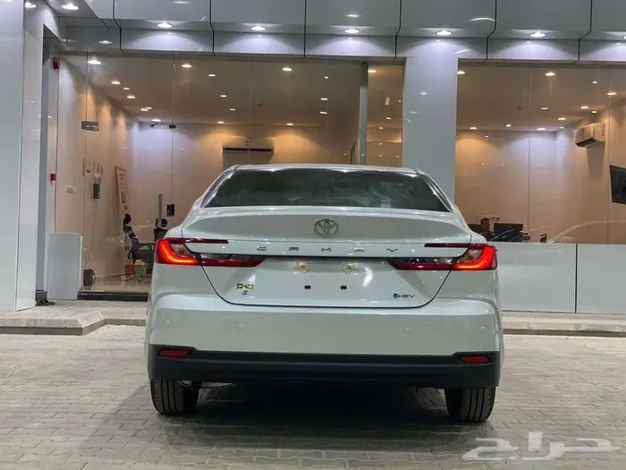 تويوتا كامري E ستاندر هايبرد 2025 - سعودي 5