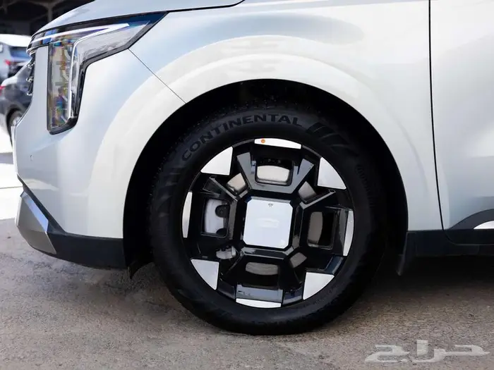 كيا كارنيفال نص فل 2025 21