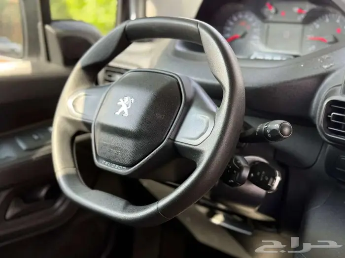 بيجو بارتنر 2023 وكاله السعر شامل الضريبه 37 الف 9