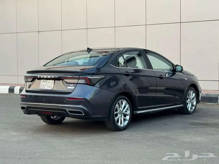 شيري اريزو 6 2023 السعر 27500 5