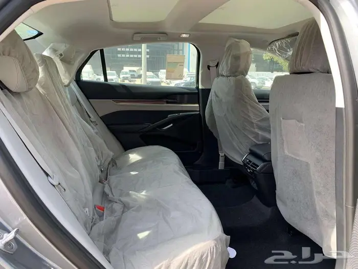 فورد توورس تيتانيوم موديل 2026 6