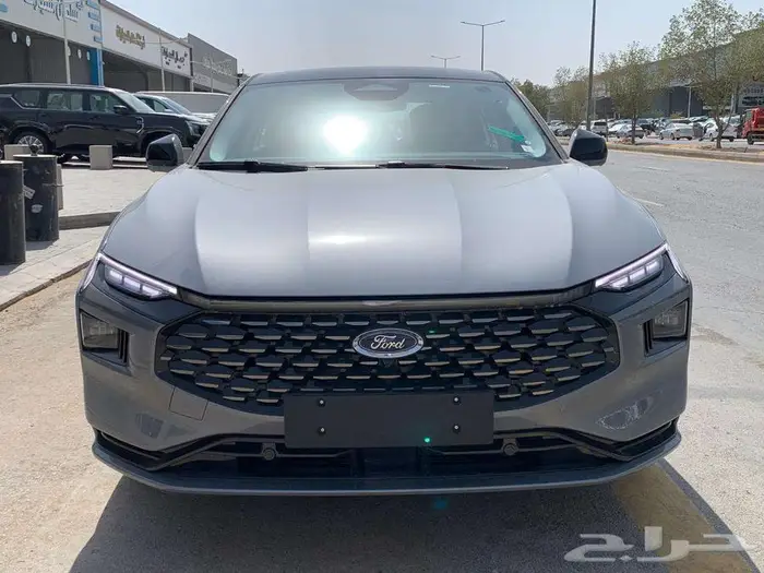 فورد توورس تيتانيوم موديل 2026 0