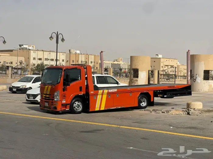 سطحة ابها خميس مشيط لنقل السيارت المعطله والمصدومه 4