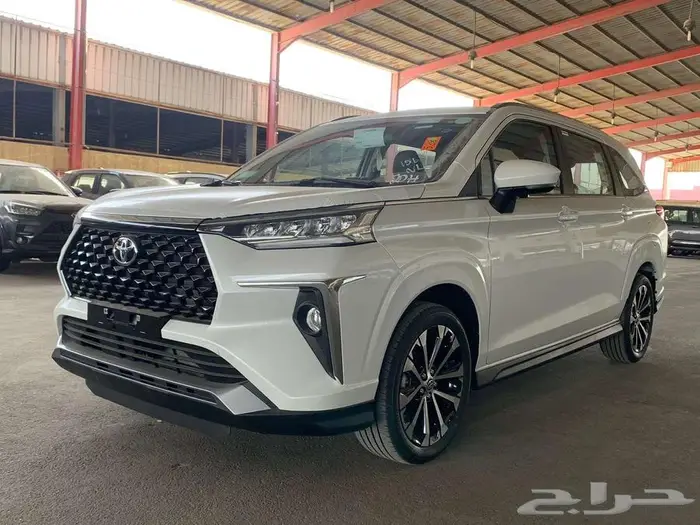 تويوتا -فيلوز -2025-GLX 1
