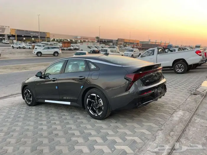 كيا K5 نص فل 2026 3