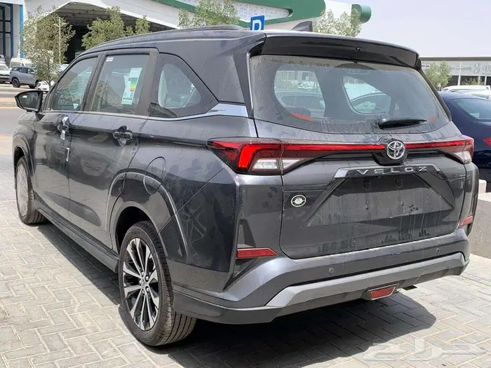 تويوتا فيلوز GLX بنزين 2025 سعودى 4