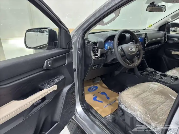 فورد ايفرست XLS موديل 2025 بنزين كاش واقساط 13