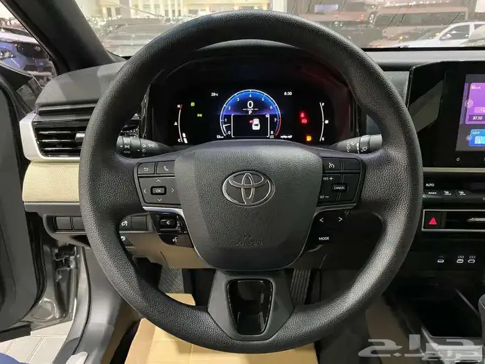 تويوتا كامري استندر E موديل 2025 7