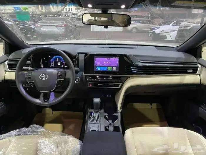 تويوتا كامري استندر E موديل 2025 6