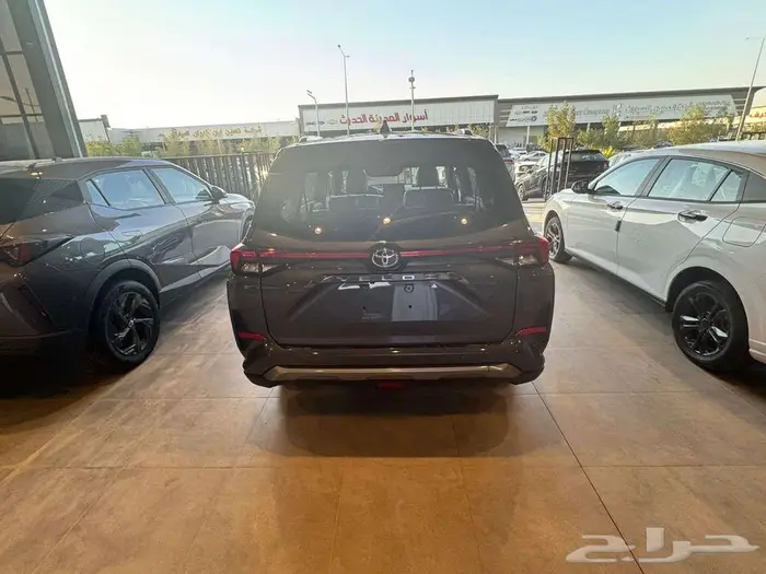 تويوتا فيلوز GLX موديل 2025 عرض خاص بقسط 950 3