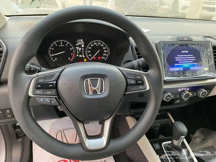 هوندا سيتي 2024 اصفار سعودي تشغيل بصمه شاشه كاميرا 6