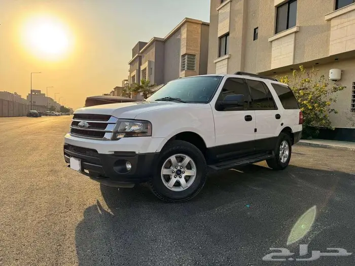 فورد اكسبيدشن 2015 دبل قصير مخزن 0