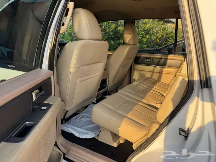 فورد اكسبيدشن 2015 دبل قصير مخزن 8