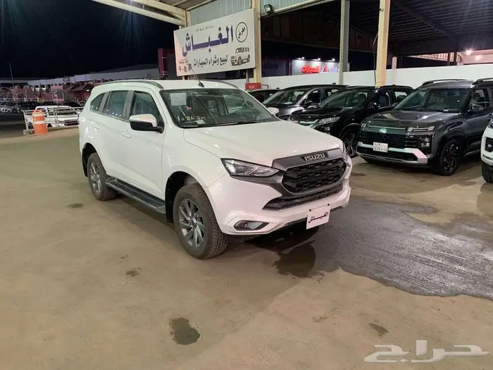 ايسوزو ديماكس MUXموديل 2024 فل كامل ( ديزل ) 0