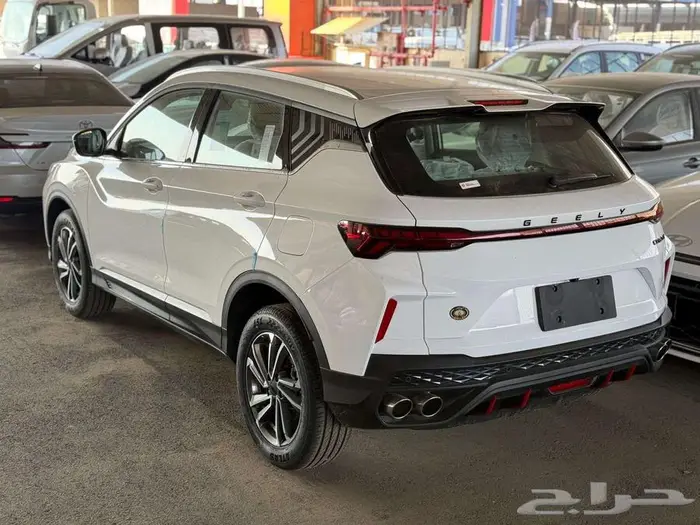 جيلي كولراي 2025 أستندر GL كاش او اقساط عرض خاص 9