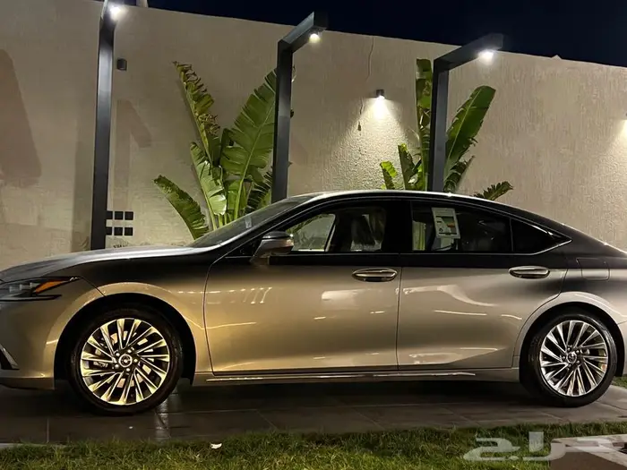 لكزس تيتانيوم 2025 DD فل كامل سعودي للتنازل 6