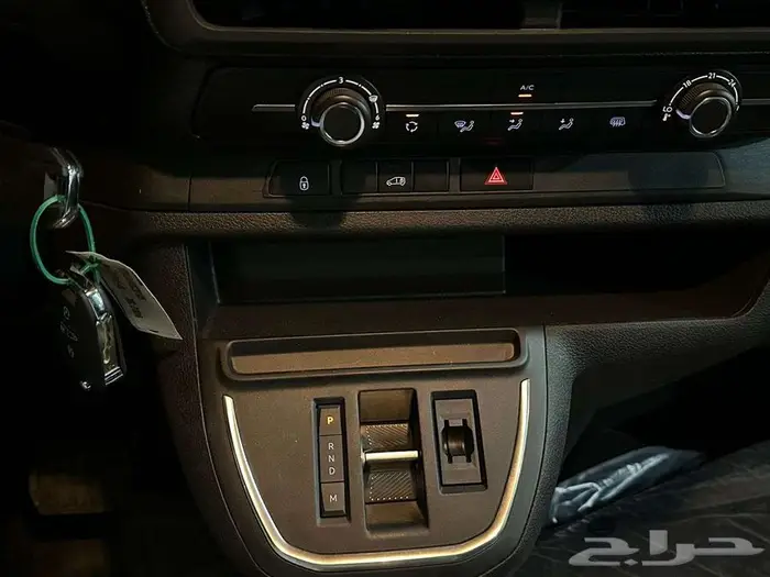 بيجو اكسبيرت فان بضاعه اتوماتيك 2025 ب 98000 شامل الضريبه 4