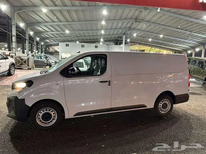 بيجو اكسبيرت فان بضاعه اتوماتيك 2025 ب 98000 شامل الضريبه 2