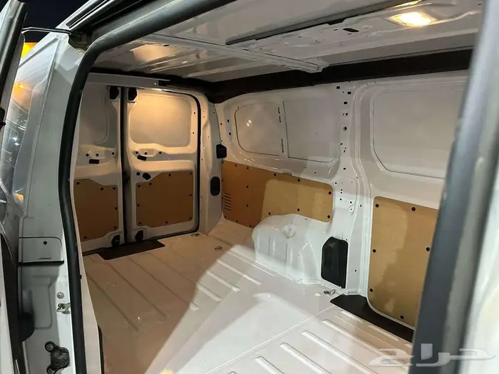 بيجو اكسبيرت فان بضاعه اتوماتيك 2025 ب 98000 شامل الضريبه 9