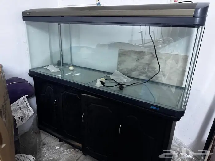 للبيع حوض جيبو بوضع جيد مع قاعدة 0