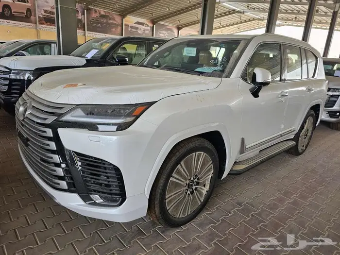 لكزس lx600 bbسعودي عرض صفر فوايد 50 50 0