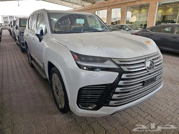 لكزس lx600 bbسعودي عرض صفر فوايد 50 50 1