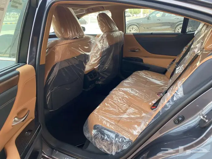 لكزس ES350 CC سعودي 2025 (اسود-تيتانيوم-رمادي- ابيض) 6