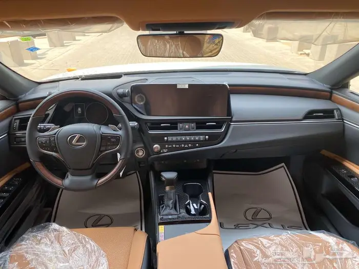 لكزس ES350 CC سعودي 2025 (اسود-تيتانيوم-رمادي- ابيض) 9