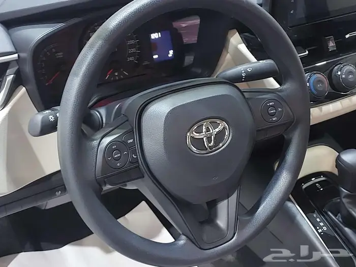 تويوتا كورولا ستاندرد 2025 - كاش واقساط 7